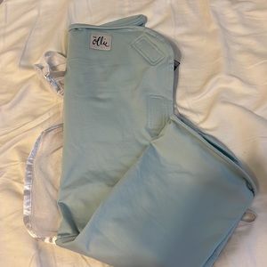 Ollie swaddle